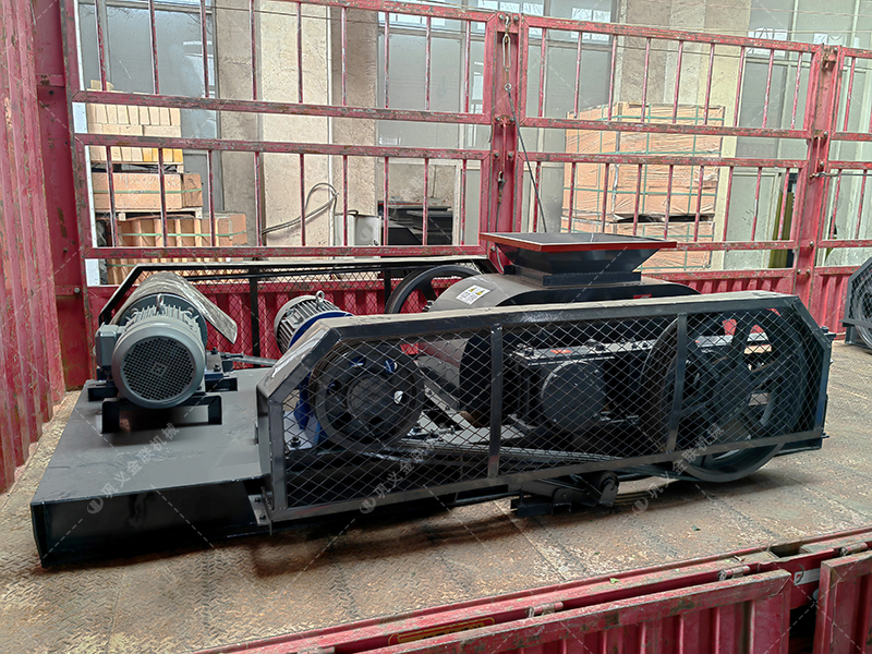 為何越來越多的礦山選擇雙齒輥而非顎式破碎機(jī)？這3點(diǎn)很關(guān)鍵！